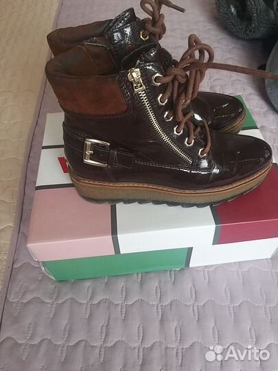 Ботинки женские