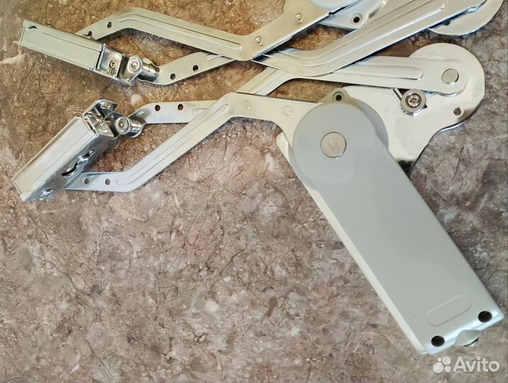 Подъемный механизм для мебели