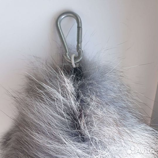 Хвост чернобурки с карабином