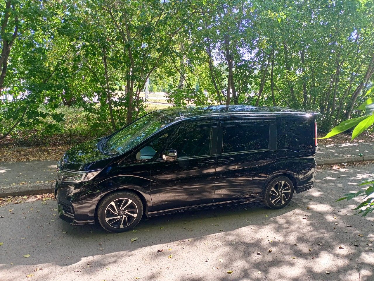 Honda Stepwgn: фото владельца