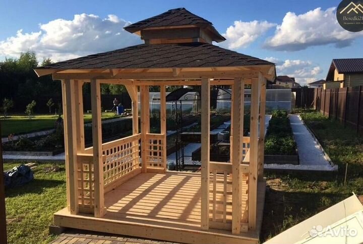 Беседка из сосны. Доставка