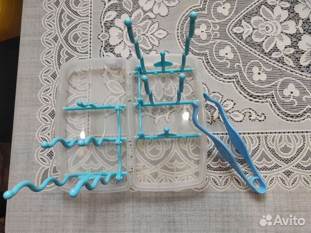 Сушилка для детских бутылочек с пинцетом