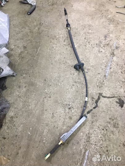 Трос стояночного тормоза Merecedes w245