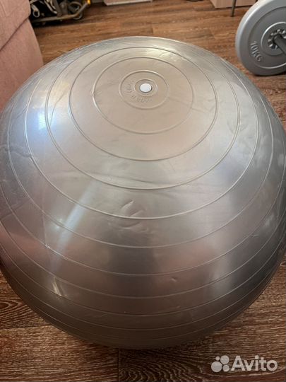 Мяч фитбол