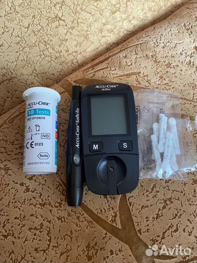 Глюкометр Акку чек актив