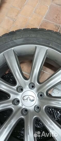 Диски с шинами 22