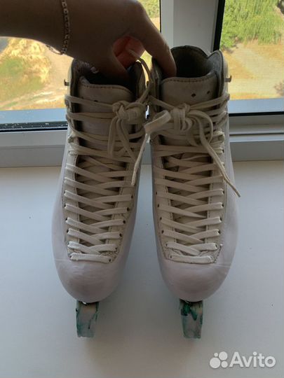 Фигурные коньки risport 240