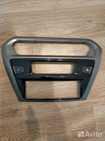 Рамка для Пежо 301