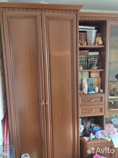 Стенка в гостиную