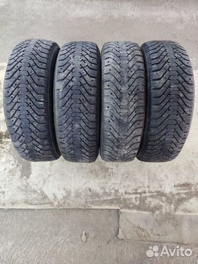 Goodyear UltraGrip 500 205/70 R15