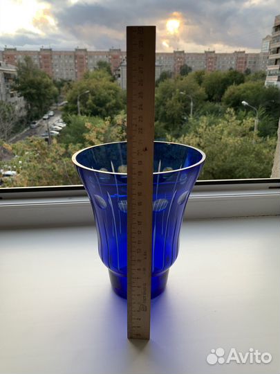 Ваза синее стекло
