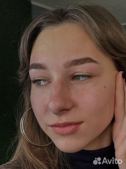 Окрашивание бровей, ламинирование бровей