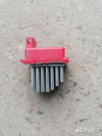 Резистор печки Шкода Октавия Тур