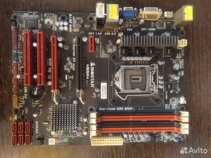 Материнская плата