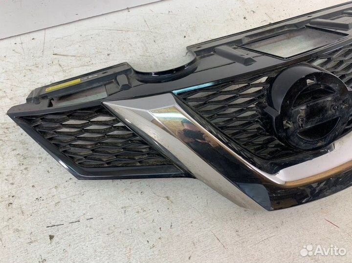 Решетка радиатора Nissan X-Trail T32 2014