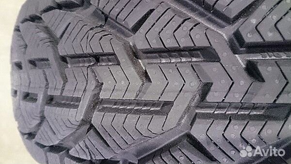 Kormoran Snow 215/55 R16 97H