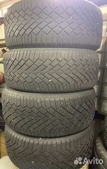 Continental ContiVikingContact 7 225/50 R17 98T
