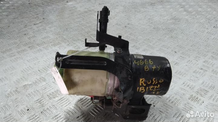 Насос эур 6Q0423156S Volkswagen Polo (2001-2009)