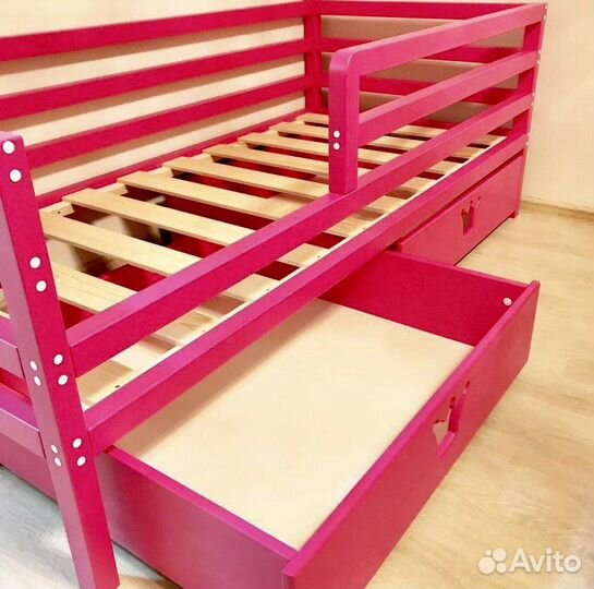 Детская кровать 180х80. Массив сосны