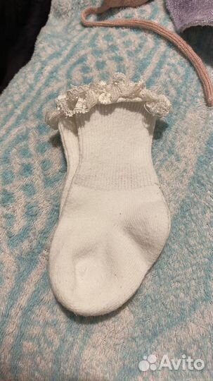 Носочки детские и шапочки