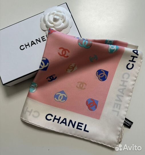 Платок шелковый Chanel оригинал