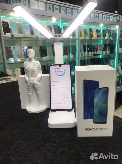HONOR 20 Lite (RU), 4/128 ГБ