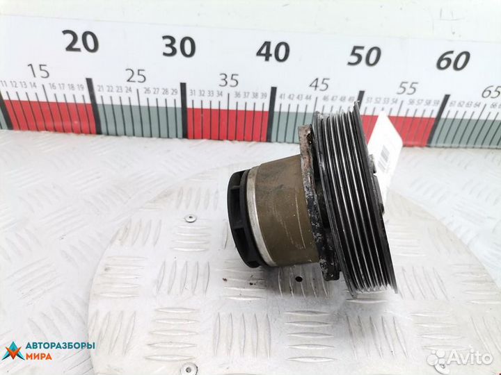 Помпа Saab 9-3 2002 93182043