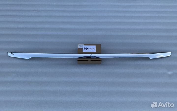 Накладка крышки багажника Mercedes S W222 X222