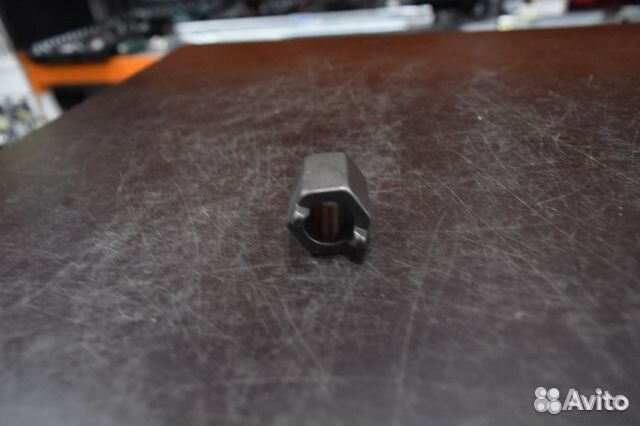 Головка для замены стойки амортизатора