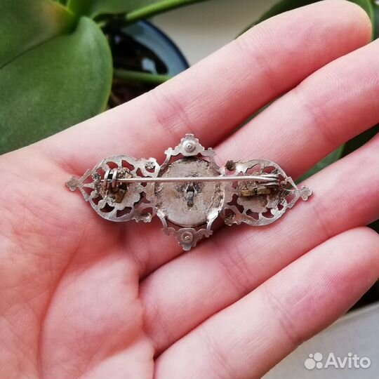 Антикварная брошь с гранатами, Германия