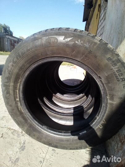 Michelin Latitude X-Ice North 2 + 215/65 R16