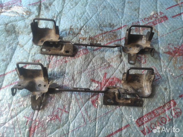 Крепление заднего сидения Тойота Камри 70