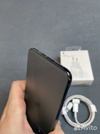 iPhone 11 Pro Max, 64 ГБ
