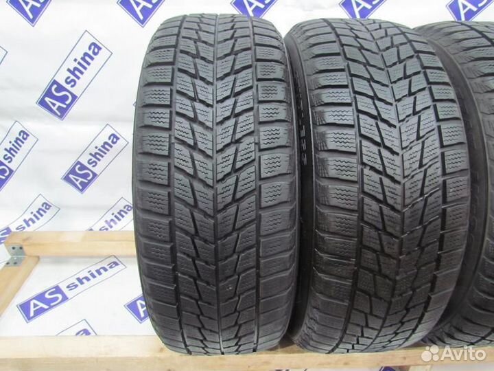Bridgestone Blizzak LM-22 205/55 R16 97P