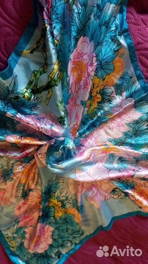 Шелковый платок. На шею