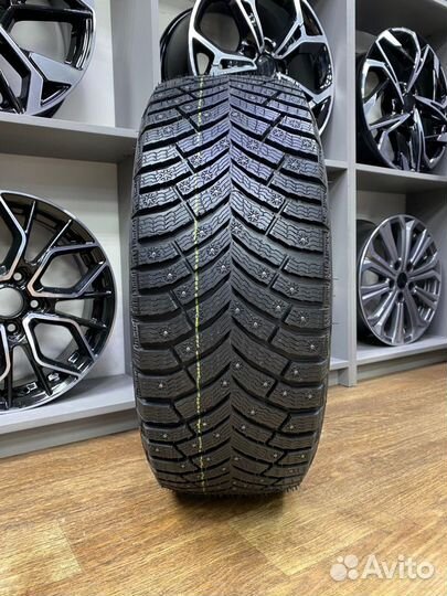 Michelin X-Ice North 4 245/40 R19 98T