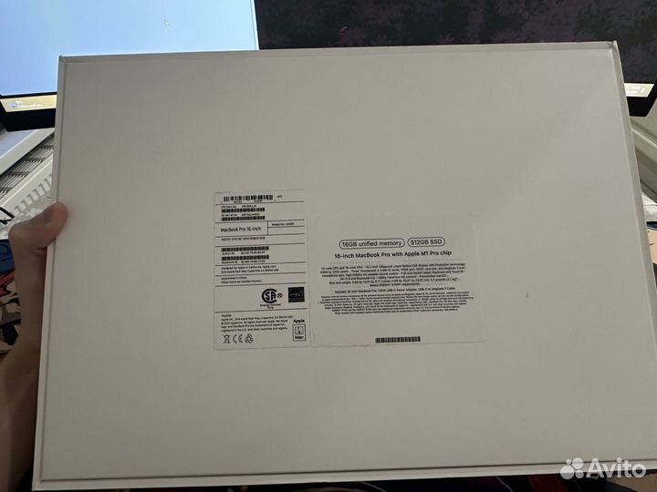 Macbook pro 16 m1 pro 16gb 512gb