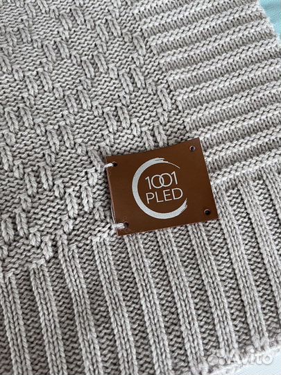 Вязаный плед 100х100 см