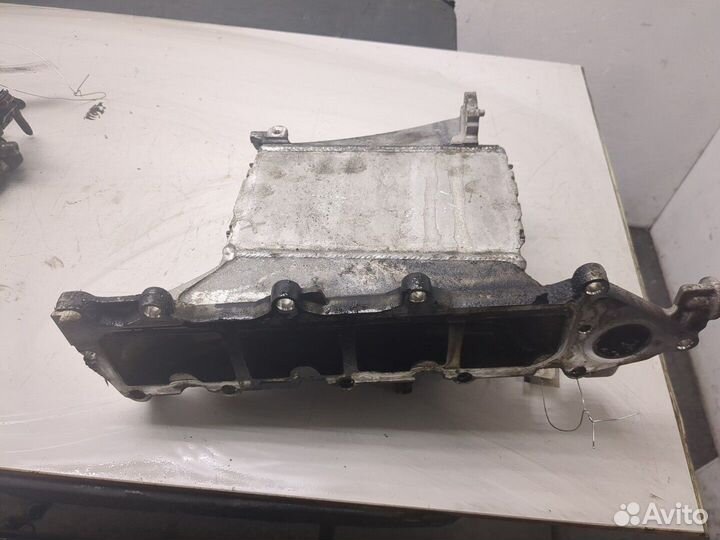 Коллектор впускной Skoda Octavia (A7)