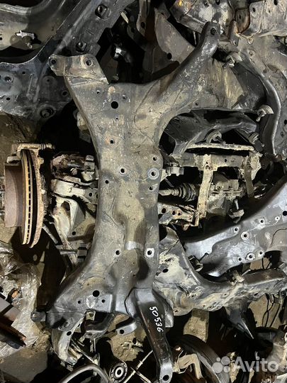 Подрамник Mitsubishi Lancer 9