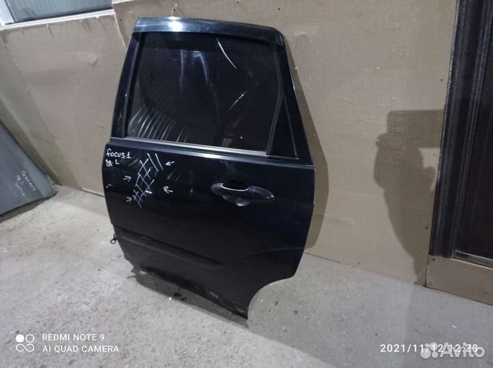 Дверь задняя левая Форд Фокус 1 в сборе