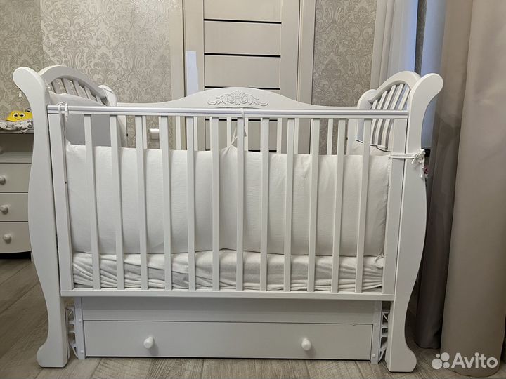 Детская кроватка Гандылян Габриэлла белая