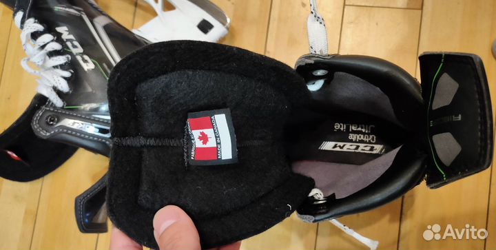 Хоккейные коньки CCM ribcor 90K 7.5D Canada