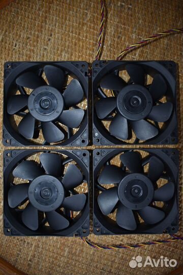 FAN Asic для Майнинга 120*120*38мм. 12V 2.7a asic