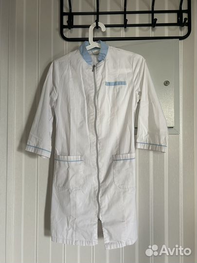 Медицинский халат женский