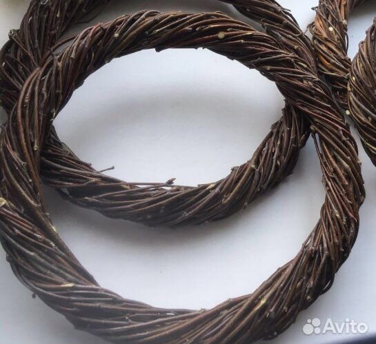 Основа для венка, плетеный венок