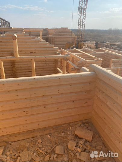 Сруб ручной рубки из лафета