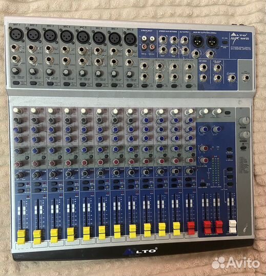 Комплект музыкальной аппаратуры