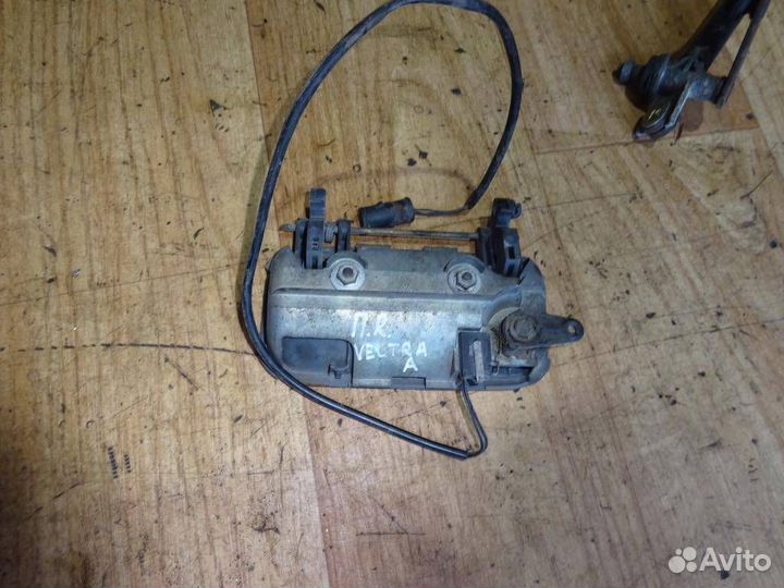 Ручка двери передней наружная правая Opel Vectra