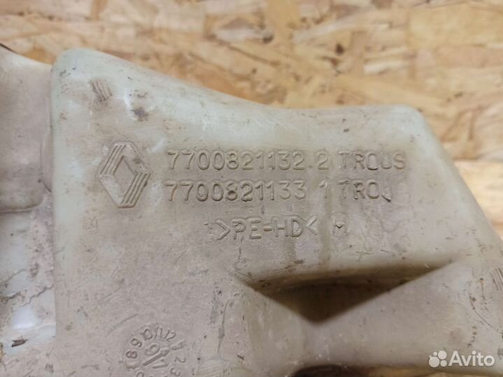 Бачок омывателя Renault Laguna 1